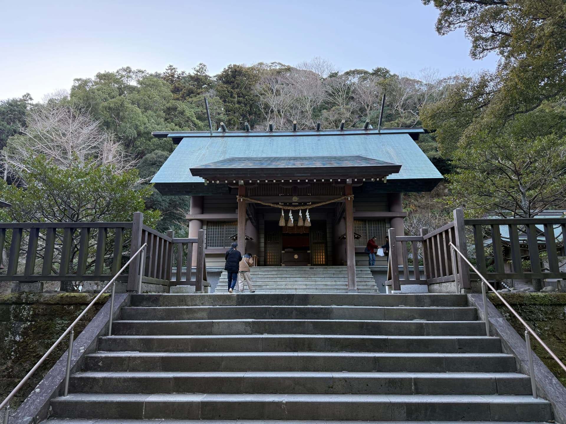 安房神社